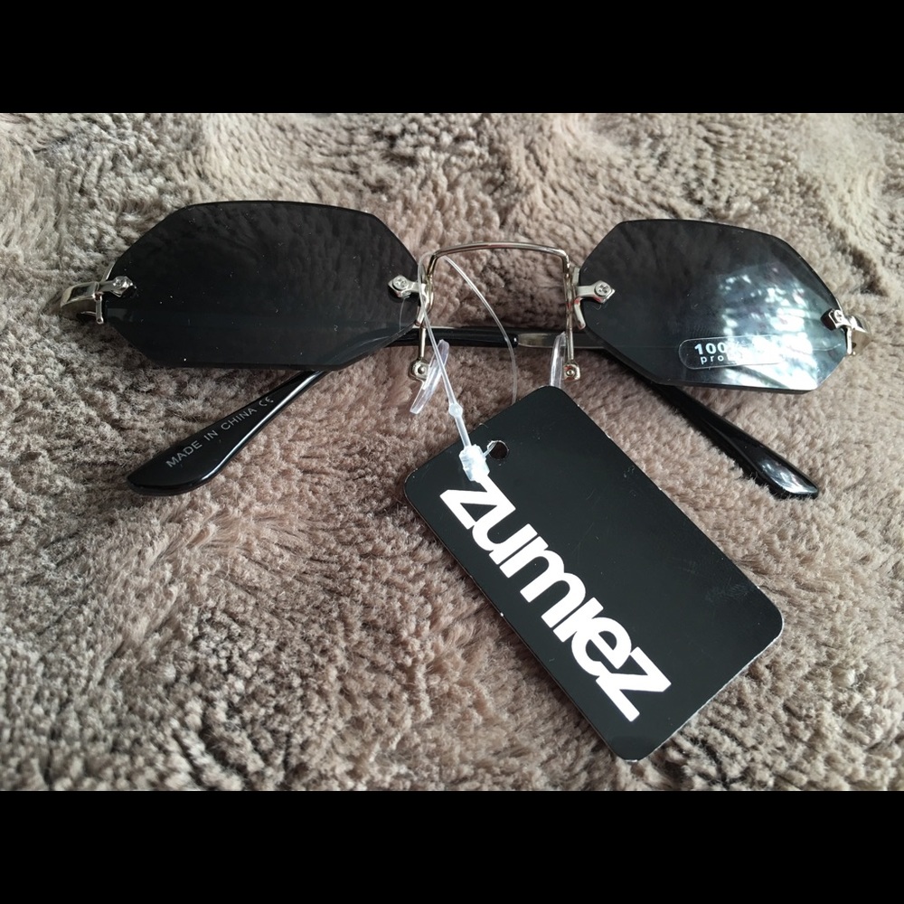 Zumiez 90’s style sunglasses